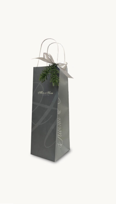 ALBINA & HANNA PAPER GIFT BAG